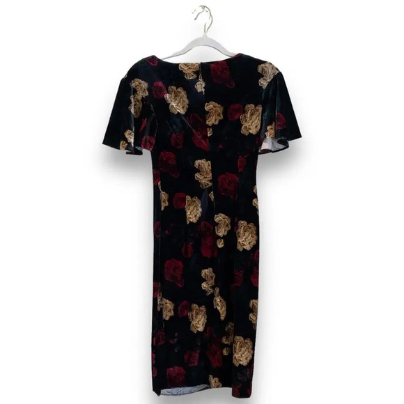 CALVIN KLEIN Dark Floral Velvet Sheath Dress Flutter Sleeves Black Size 2 Office - Picture 2 of 8